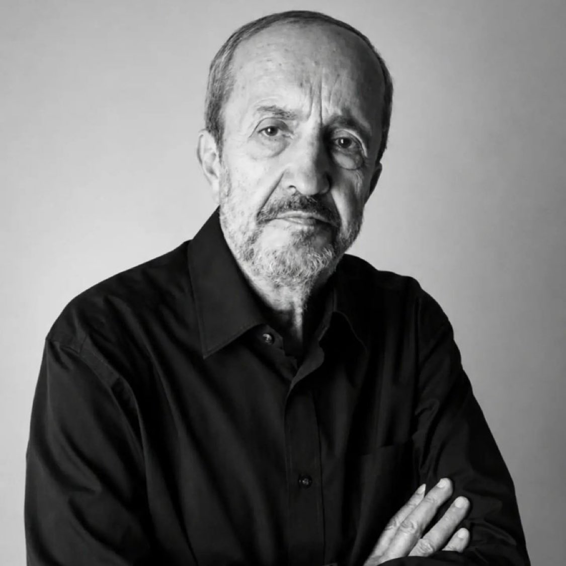 HamHaberX's tweet photo. Usta oyuncu Can Kolukısa, hayatını kaybetti. https://t.co/5PdFq3NyGH