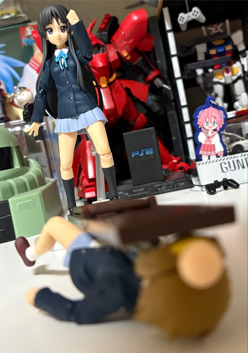 HidamariHeisei's tweet photo. ｢……おかしーし｣
｢ お か し く ね ー し ！ ！｣ https://t.co/sVzhVp5i64