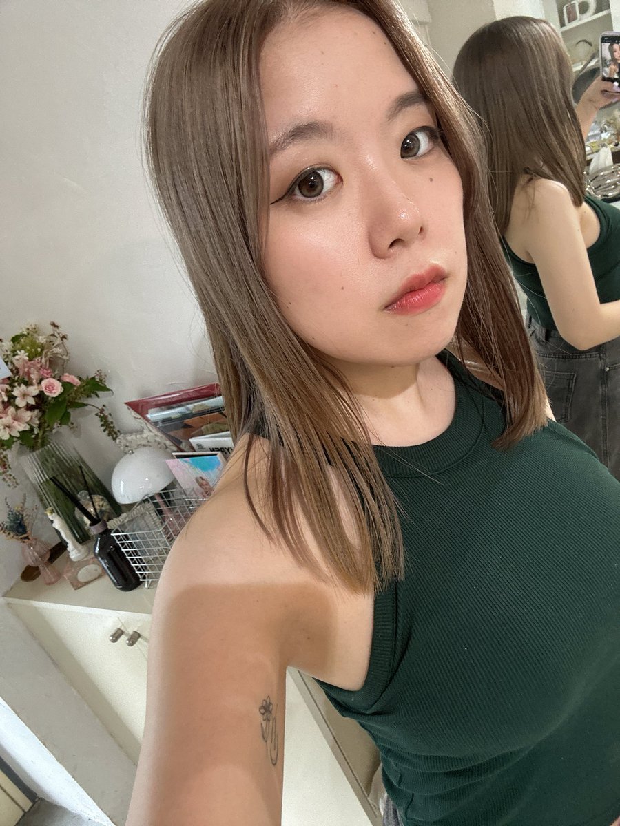momo_8230's tweet photo. ←before
after→
8月 has come! もうすぐ30歳 🤟🏻 https://t.co/ASObDDKwo6