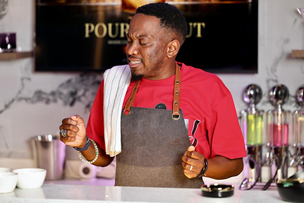 zola_hashatsi's tweet photo. Still to come on #PouringOut my brother @thabisomakhethagp you don't want to miss it. Please subscribe to our YouTube channel @Tigere_24 .
Cc @archie_tigere @tigerecreatives @PhashaStudios https://t.co/5TzweQcxZc