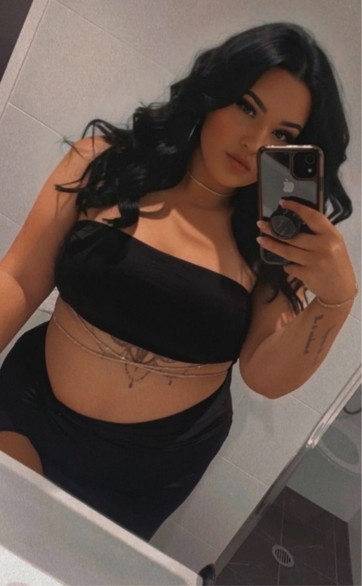 HRHJessi's tweet photo. Princess treatment isn’t a luxury, it’s my birthright👑

Findom paypig ausfindom Melbfindom https://t.co/TAI1j8ikv0