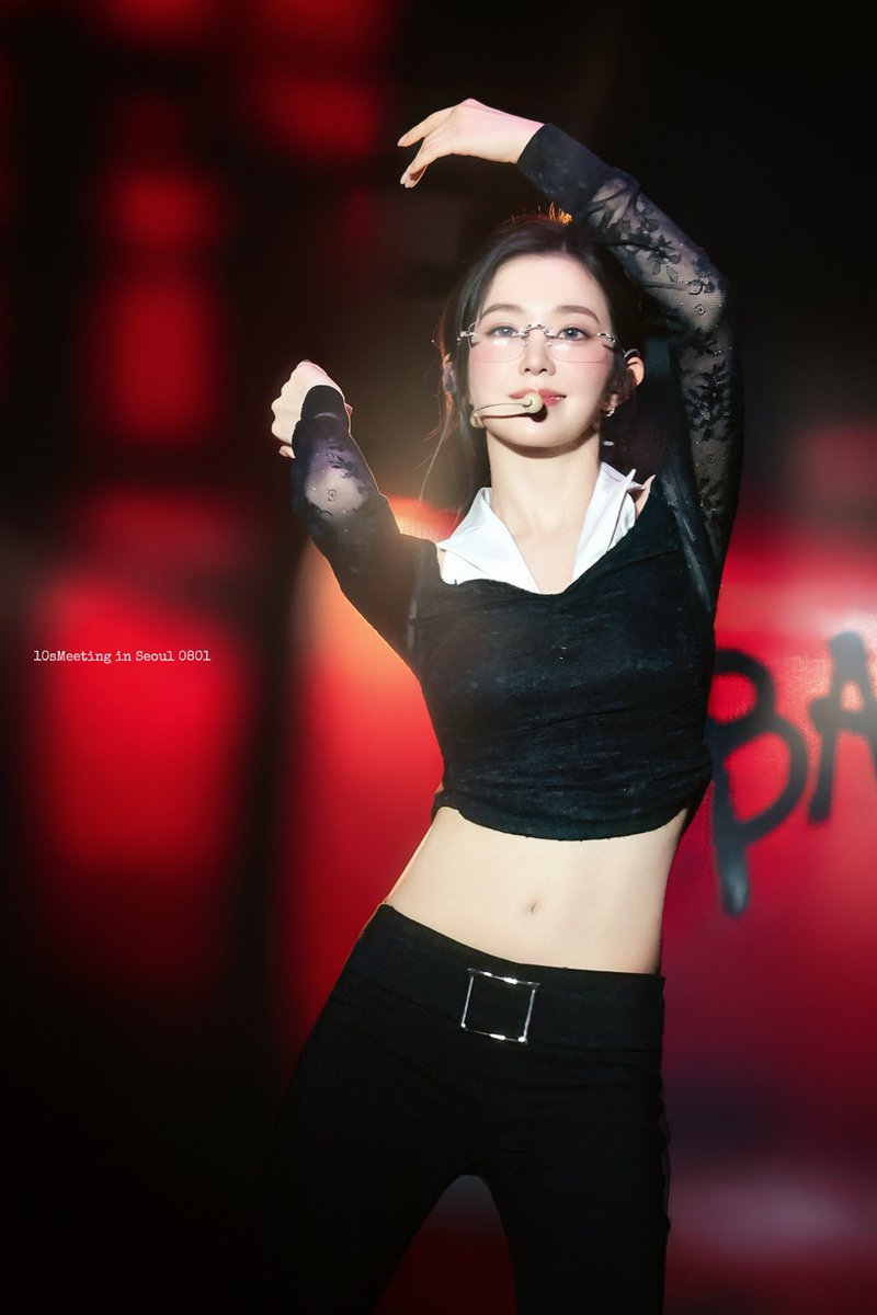 SoloBae91's tweet photo. 260801
#아이린 #IRENE

© 10sMeeting https://t.co/KZ03I4ujUI