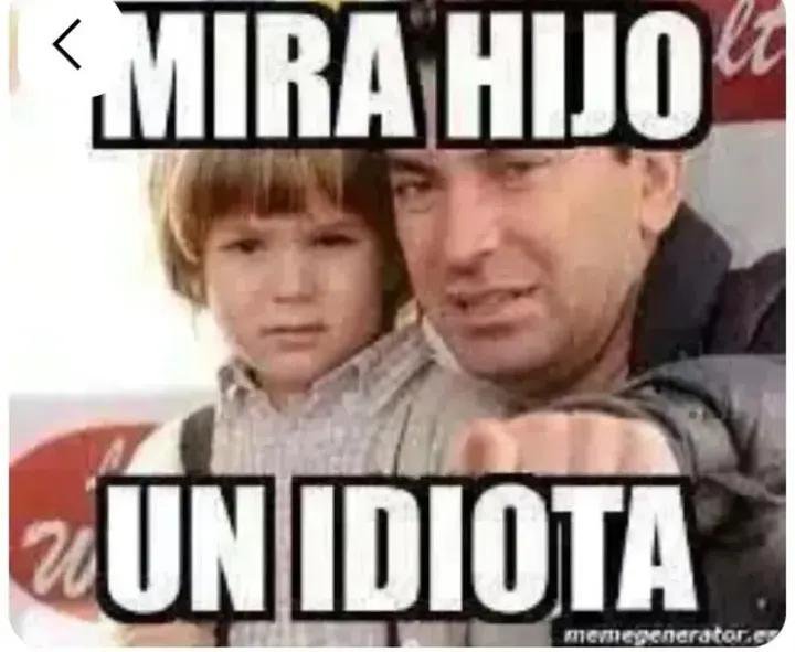 Shiayyo's tweet photo. @vitoquiles Ya apareció el tonto del pueblo https://t.co/WtUXiEJNo7