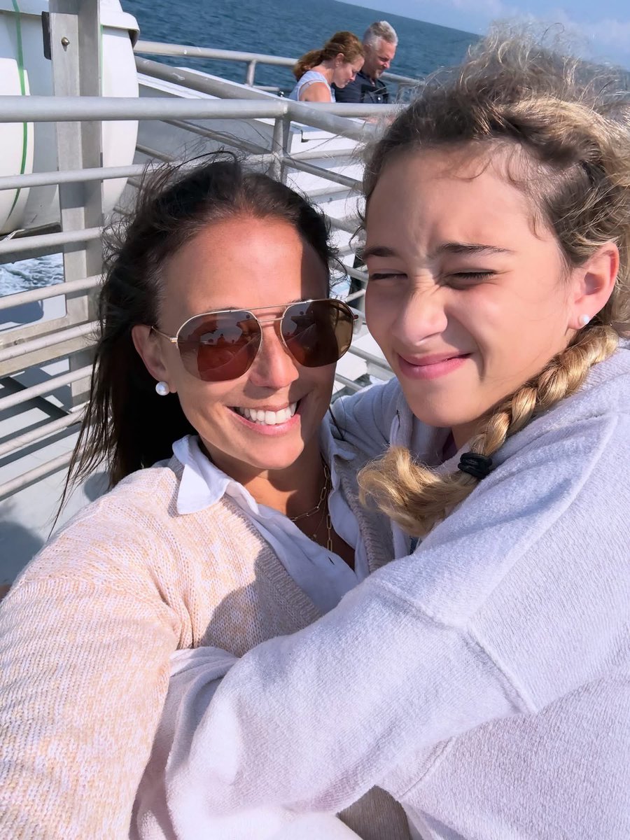 susangrant_m's tweet photo. One guess where we’re going!? My childhood home away from home. 💗 I’m not the boat captain this time but enjoying sitting back and enjoying the view with my three angels to my #favoriteplaceonearth #nantucket https://t.co/gUXVzZiufS