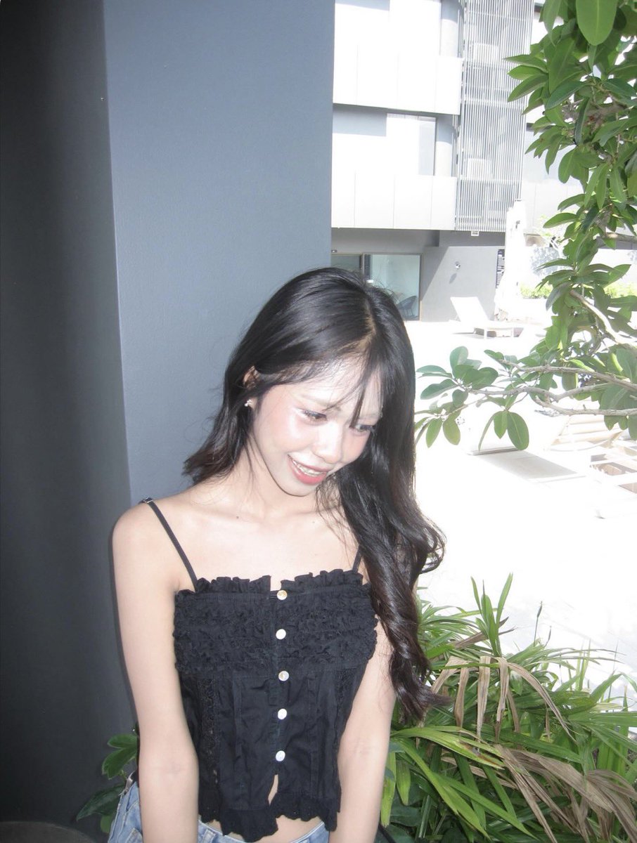 narakteesudja's tweet photo. Levenn.bkk • เสื้อสายเดี่ยว แต่งลูกไม้ 
ใส่ครั้งเดียว สายปรับได้
⋆⭒˚.⋆ 120 ฿ ⋆⭒˚.⋆

#โล๊ะตู้เสื้อผ้า  #เสื้อผ้ามือสองสภาพดี 
#levenn #ส่งต่อเสื้อผ้า #ส่งต่อกระโปรง #ส่งต่อrika #ส่งต่อเสื้อผ้ามือสองราคาถูก  #โล๊ะตู้ #ส่งต่อ https://t.co/mMoxRAvlBV