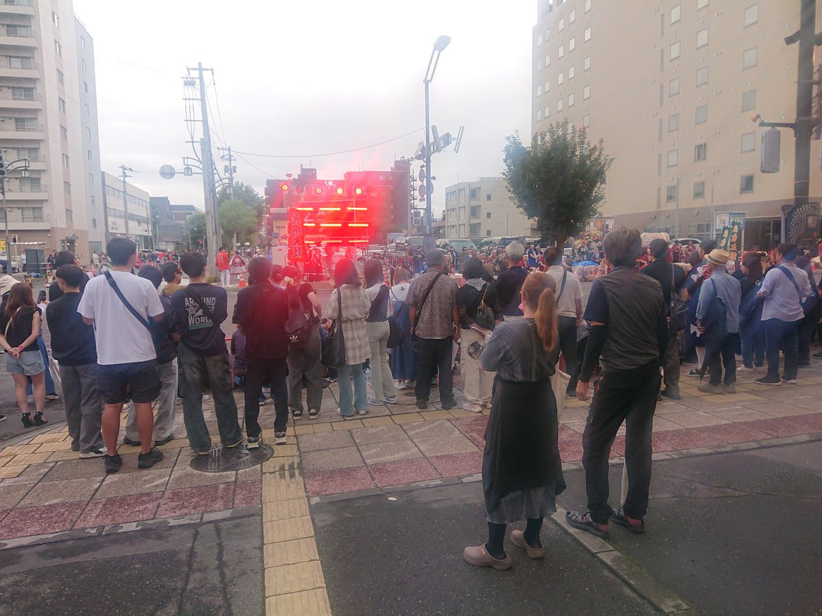 yuutarDASH's tweet photo. さんろく祭り会場で、あいつが
いたので焼き肉屋さんに退避 https://t.co/GR7RpgcPHC