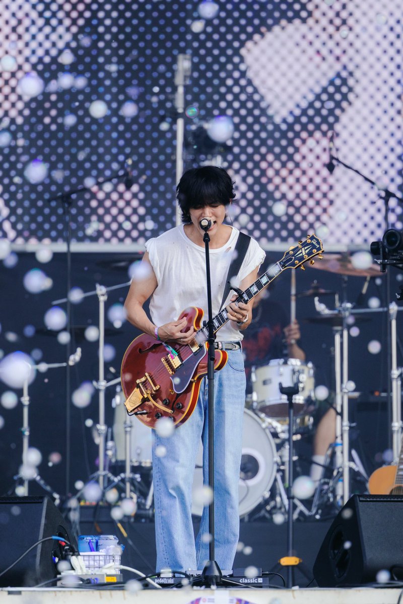 official_lsy's tweet photo. 𝟮𝟬𝟮𝟲 𝗜𝗻𝗰𝗵𝗲𝗼𝗻 𝗣𝗲𝗻𝘁𝗮𝗽𝗼𝗿𝘁 𝗥𝗼𝗰𝗸 𝗙𝗲𝘀𝘁𝗶𝘃𝗮𝗹

𝗦𝗲𝘁𝗹𝗶𝘀𝘁 
01. 폭포 (Waterfall)
02. PunKanon
03. 들려주고 싶었던 (Unspoken)
04. 허튼소리 (Gibberish)
05. 뒤척이는 허울 (Warped Exterior)
06. 폭죽타임 (POKZOOK TIME)
07. 비싼 숙취 (Pricey Hangover)
08. 없을걸 (Never)
09. 역성 (Anthems of Defiance)
10. 들키고 싶은 마음에게 (An Ode to the Unseen Hearts)

#이승윤 #LEESEUNGYOON
#PENTAPORT