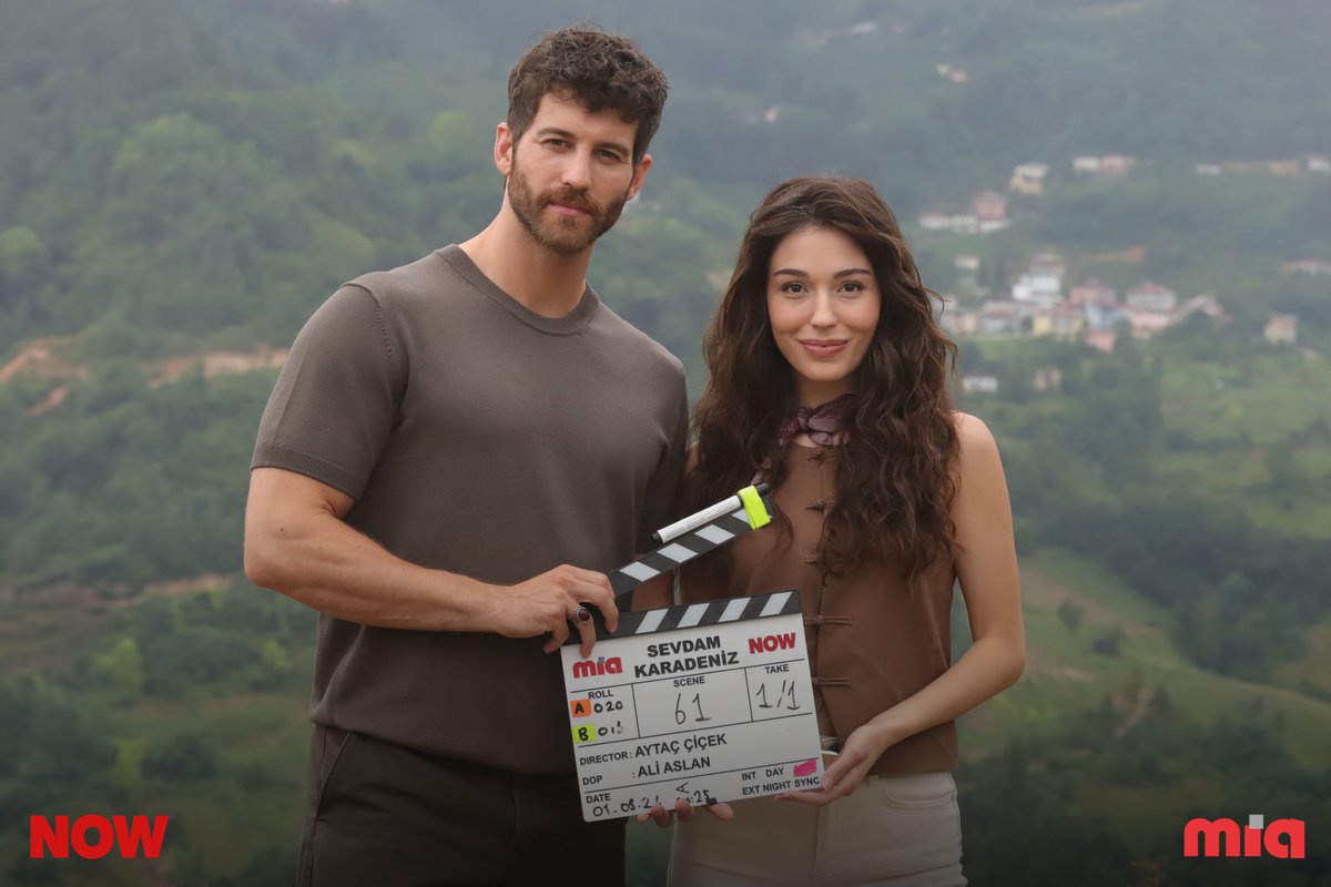 skaradenizdizi's tweet photo. Biri Karadeniz'in asi kaptanı Kuzey, biri de güzeller güzeli Zeyşan'ı!
Setimiz hız kesmeden devam ediyor! 🤍

#SevdamKaradeniz yeni sezonda NOW’da!
@nowtvturkiye  @MiaYapim https://t.co/JXPImH5nEw