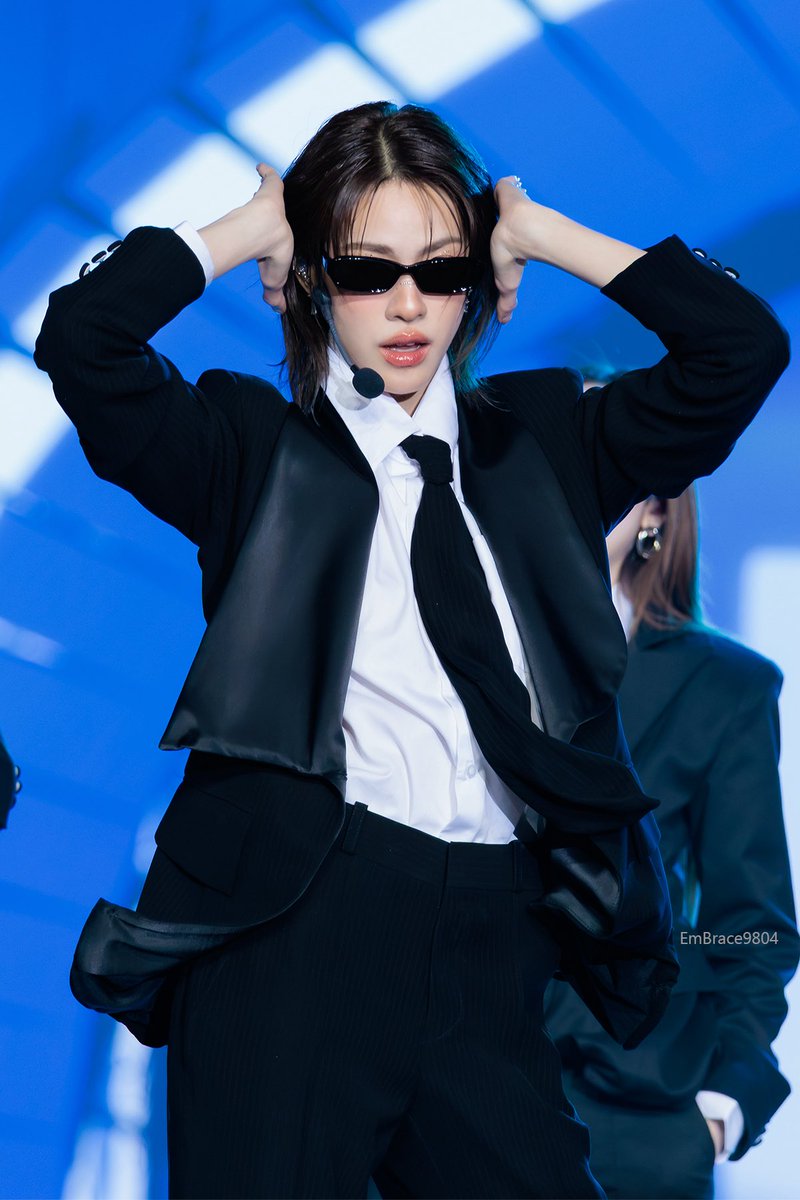 EmB9804's tweet photo. พี่หล่อพี่กึง พี่รู้ตัวคับน้อนๆ 😎

((ใครรีคลิปถูกสเปกขึ้นมาคะ 55555552
งั้นลงรูปสักหน่อย 😜 ))

#BBFanFest2026D2
#emiamily https://t.co/YbhJ0XFOYN