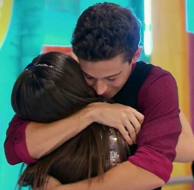 acervosoyluna's tweet photo. e é por isso eles sao o verdadeiro endgame https://t.co/ufi0MZYfGm