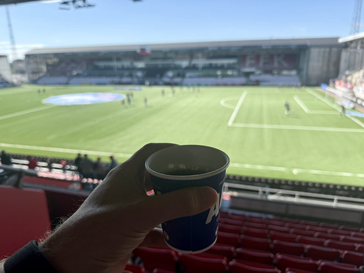 Arnskill's tweet photo. Fredrikstad - Sandefjord
Tippeligaen

Inga konstigheter… https://t.co/LY0h6wj8FQ