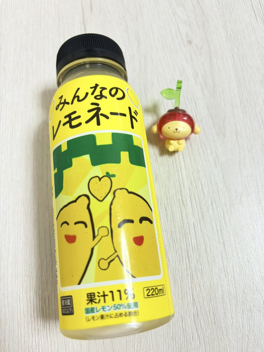 miya_3368's tweet photo. 先日 江口さんがリポストしていた
みんなのレモネード見つけました🍋ˊ˗
どこのファミマにもあるわけではなさそう…？ https://t.co/BSb4KXuCIN