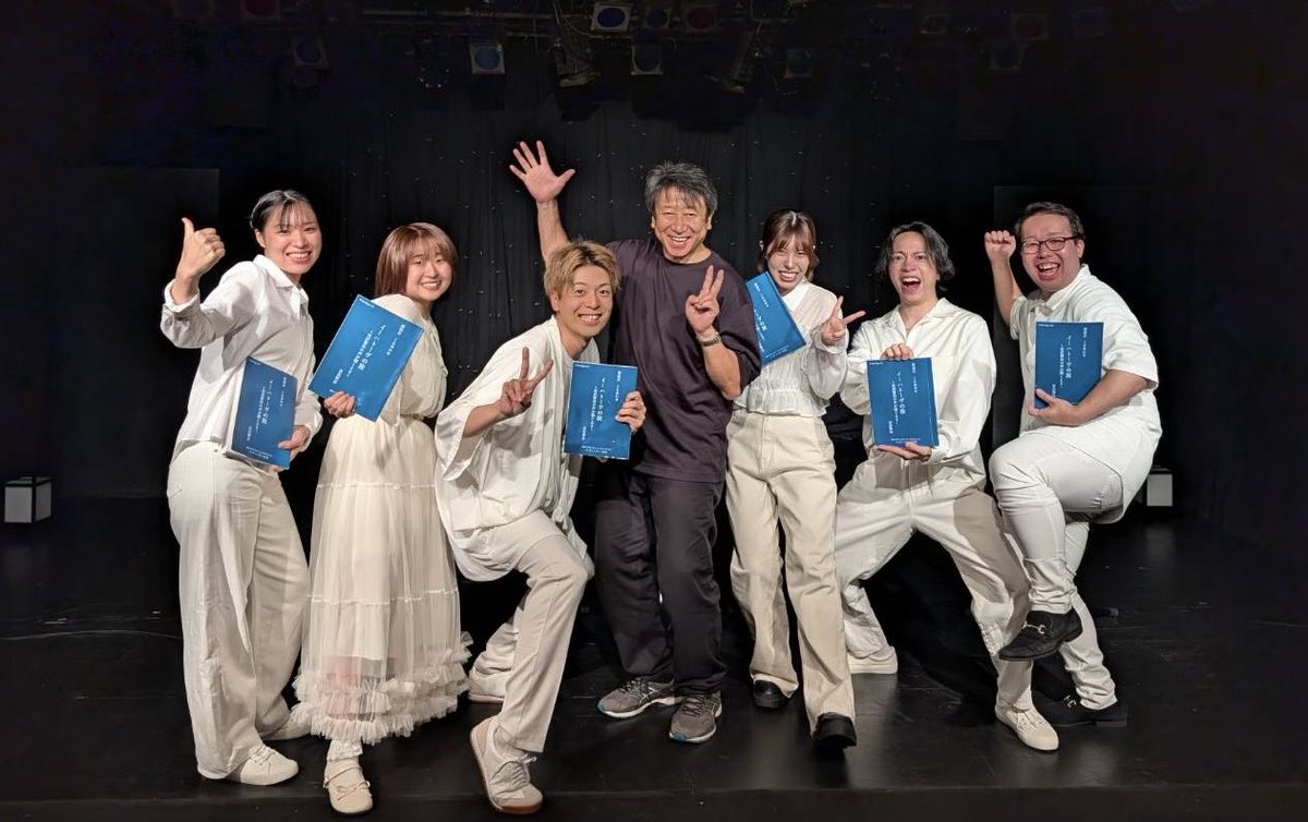BBox_staff's tweet photo. 【💐御礼💐】
B-Box Stage vol.1
本日の『 #朗読会 こえあわせ 』にご来場くださった皆さま、誠にありがとうございました！
たくさんのお客様にご来場いただき、若手達にとって素晴らしい公演となりました✨✨✨
明日の公演も若手達が全力で頑張ります！！
引き続きよろしくお願いいたします！ https://t.co/LFQWYJ98Jo
