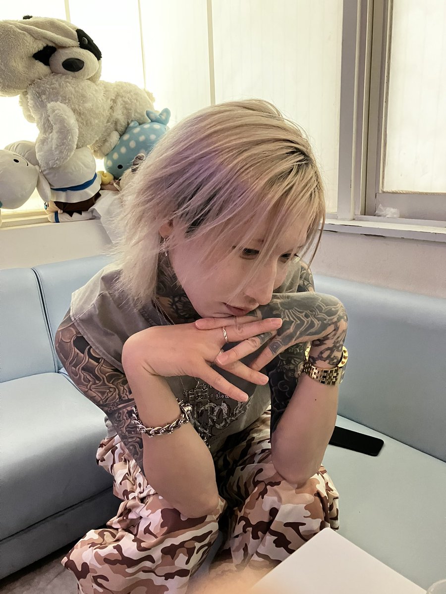 bar_impact_'s tweet photo. 🌻8/1出勤メンバー︎︎︎︎🍻

リッキー副店長@yashinokiricky 
メア副主任@ozitann999 
のあるMG @_noreal_69
かご@kagononaka___ 
卯ノ花來斗@abcdefg_rai 

いおんぴ オーナー@iiiii_on1 
佐藤銀 代表取締役@gin_0402_ 
ゆう 統括店長@yu_tenjo https://t.co/pyEHykK3CV