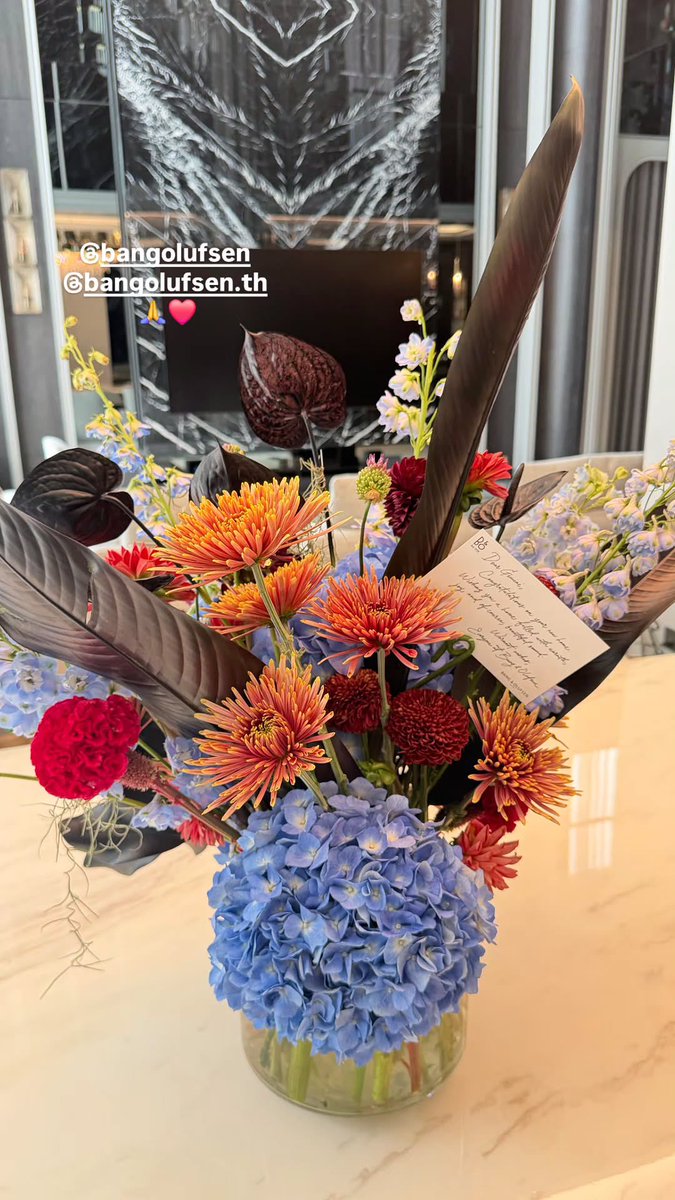 nongsiii's tweet photo. gemini_nt IGS

From @CHANEL and @BangOlufsen 🥹💐

#Gemini_NT #เจมีไนน์ https://t.co/hcge9kVrF1
