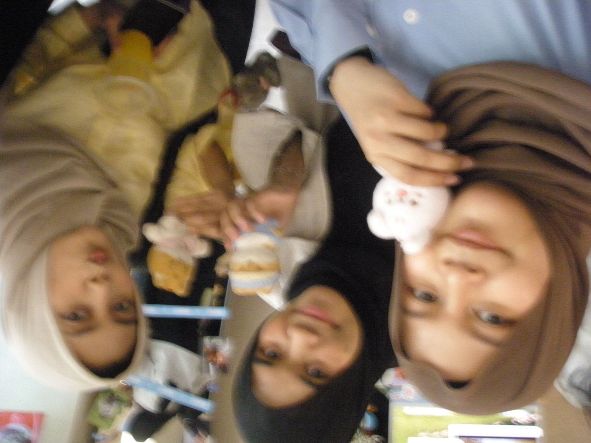 youngkrar's tweet photo. ㅤㅤㅤㅤmet with new friends ! 💬✧
ㅤㅤ@frombrian1993  @youngkiepage 
ㅤㅤ https://t.co/rVJl3OtCCV