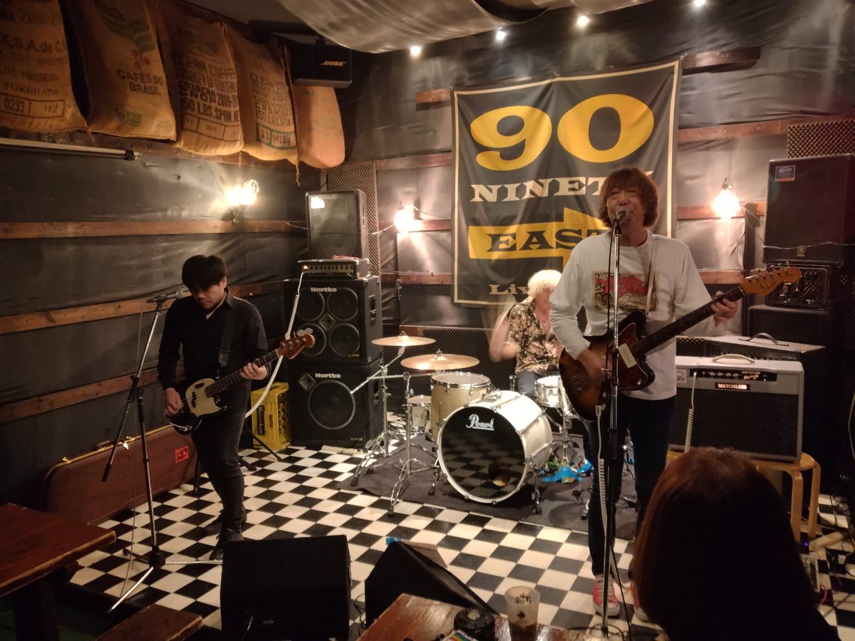 t1weFCRvyYm7XgN's tweet photo. 2番手!
fabtones!
#サウンドホールからコンニチワ #fabtones
#90EAST https://t.co/vBAYvYJFNX