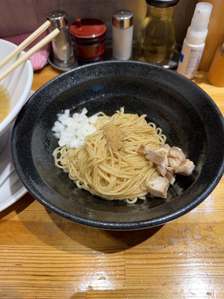urarara0314's tweet photo. 脱毛終わりにラーメン
ばけ(替え玉)は色々な食べ方があるから神😤 https://t.co/eP1DrX7GDq
