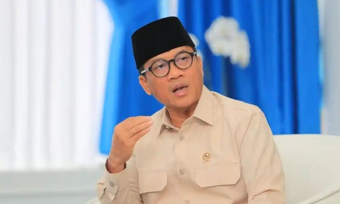 solehandy2's tweet photo. menambahkan bahwa penyebar informasi bohong bisa dikenai Pasal 45A UU ITE No 1 Tahun 2024 dengan ancaman pidana penjara paling lama 6 tahun dan/atau denda paling banyak Rp 1 miliar.

Selengkapnya di https://t.co/vdHAWk5wls https://t.co/5MUo0FEsUB