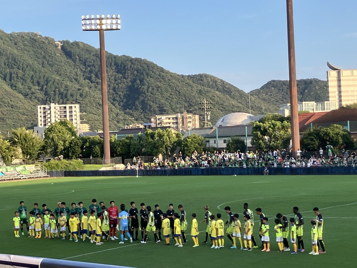 gra_kato's tweet photo. 今日は、長良川の新日本ガス球技メドウで行われる天皇杯岐阜県決勝を観戦。
J3カテゴリーのFC岐阜だと、シーズンの8月開始に変更したあとは、シーズン前試すプレシーズンマッチも兼ねることとなり、楽しい試合になりそう。 https://t.co/nekMjUzbYK