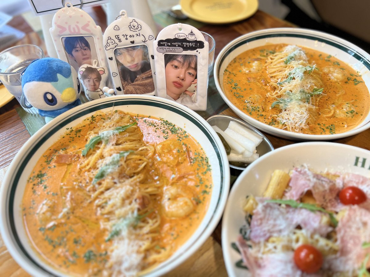 sosoadoraxle's tweet photo. 💕 https://t.co/br2dx9I5hC