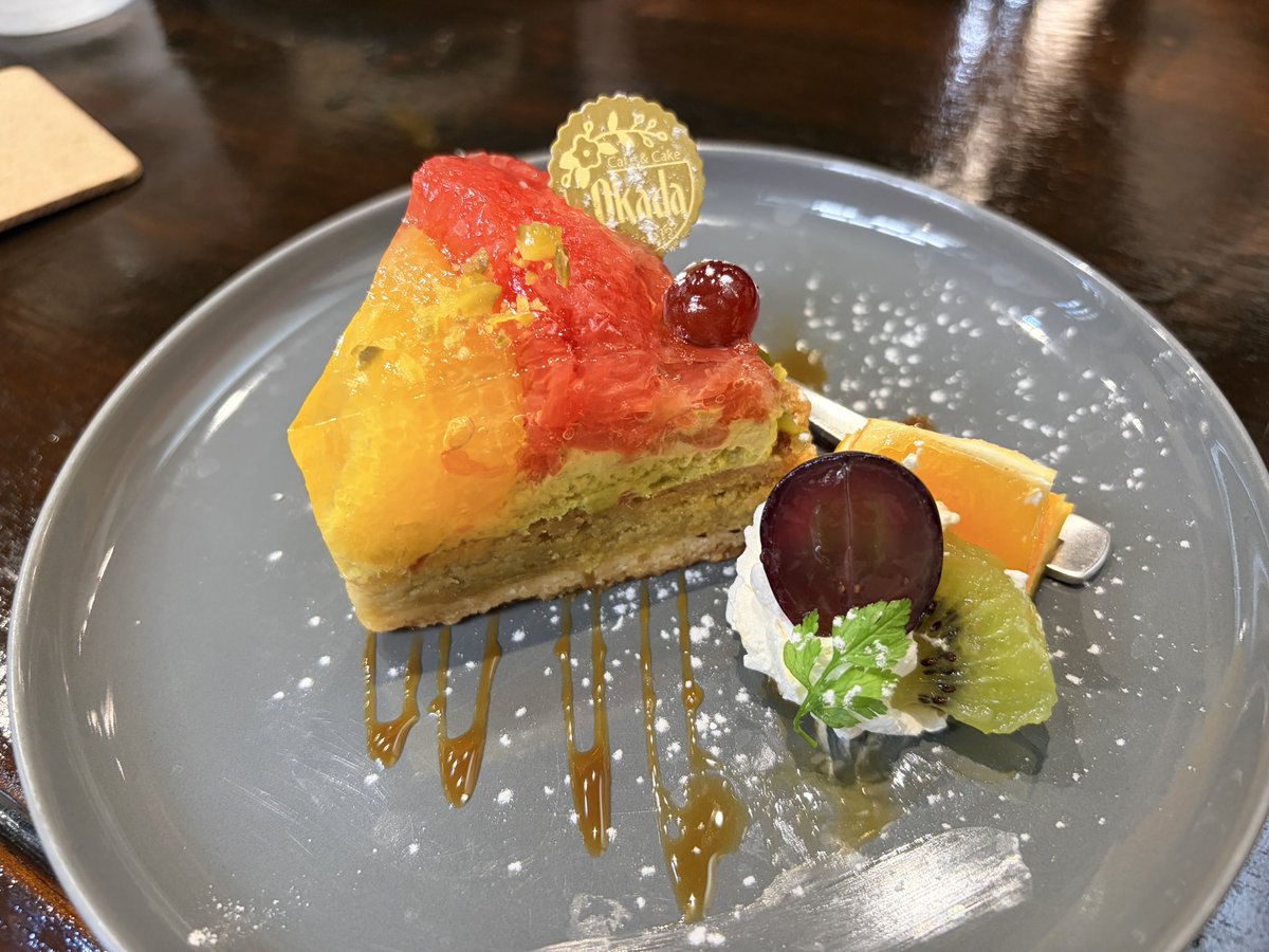yatsushiroSSF's tweet photo. 地震起きた時、熊本市内にある岡田珈琲でお茶してたんだけどちょうどお会計する時に地震来て、店員さんが「お会計はいいので！！！早く外へ出てください！！」って言ってくれて未会計だったんだけど、やっとそのお金払いに行けて一安心…😮‍💨今後も利用させていただきます！ありがとうございました！ https://t.co/Zd80vzfpnG