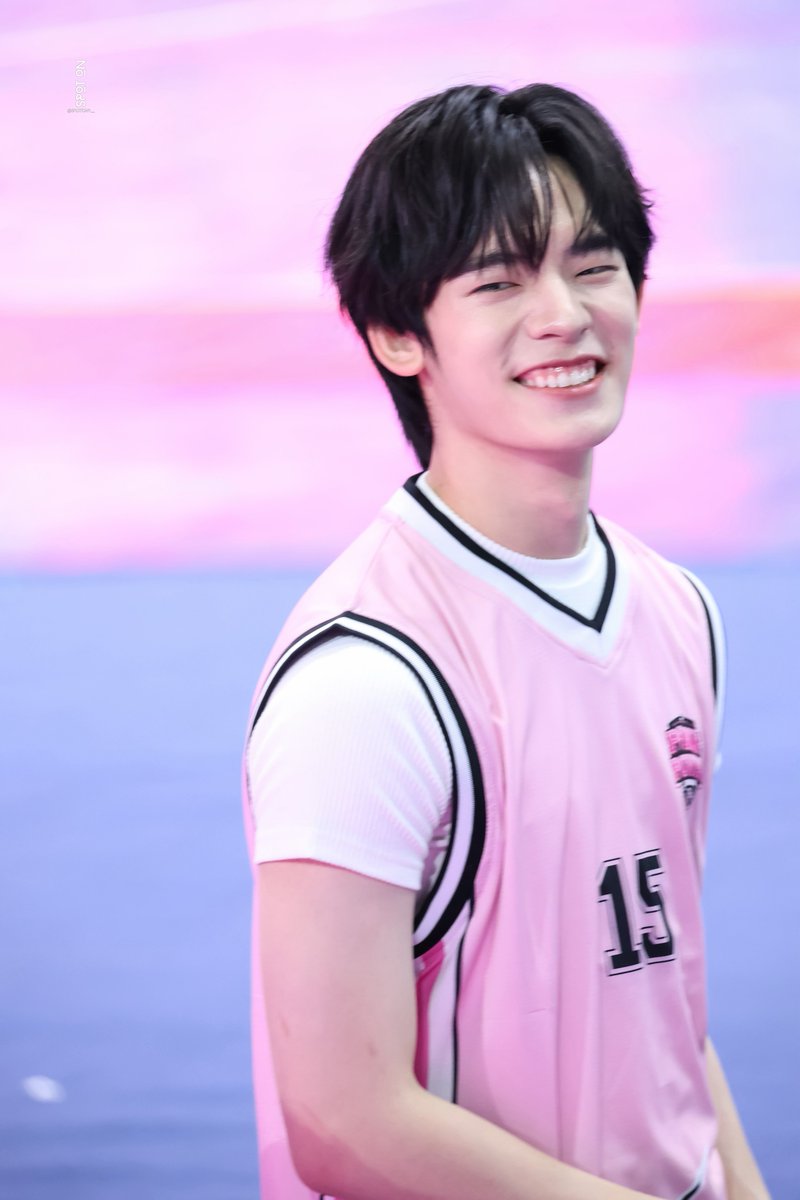 SpotOn1__'s tweet photo. กุตายไปยัง ✨

TEETEEPOR CHEER UP

#ตี๋ตี๋ป๋อสปอร์ตเดย์2026
#DMDSPORTDAY2026

「1 AUG : 𝐃𝐌𝐃 𝐒𝐏𝐎𝐑𝐓𝐒 𝐃𝐀𝐘 𝟐𝟎𝟐𝟔 ー 🐶🐻‍❄️🏀🏆」
#porsuppakarn @porsuppakarn ❍🪽 https://t.co/EL8B7oDggZ