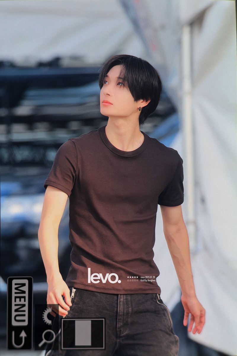 levoodopaa's tweet photo. 260801 #킥플립 #동화 https://t.co/XGcHIi7HG4