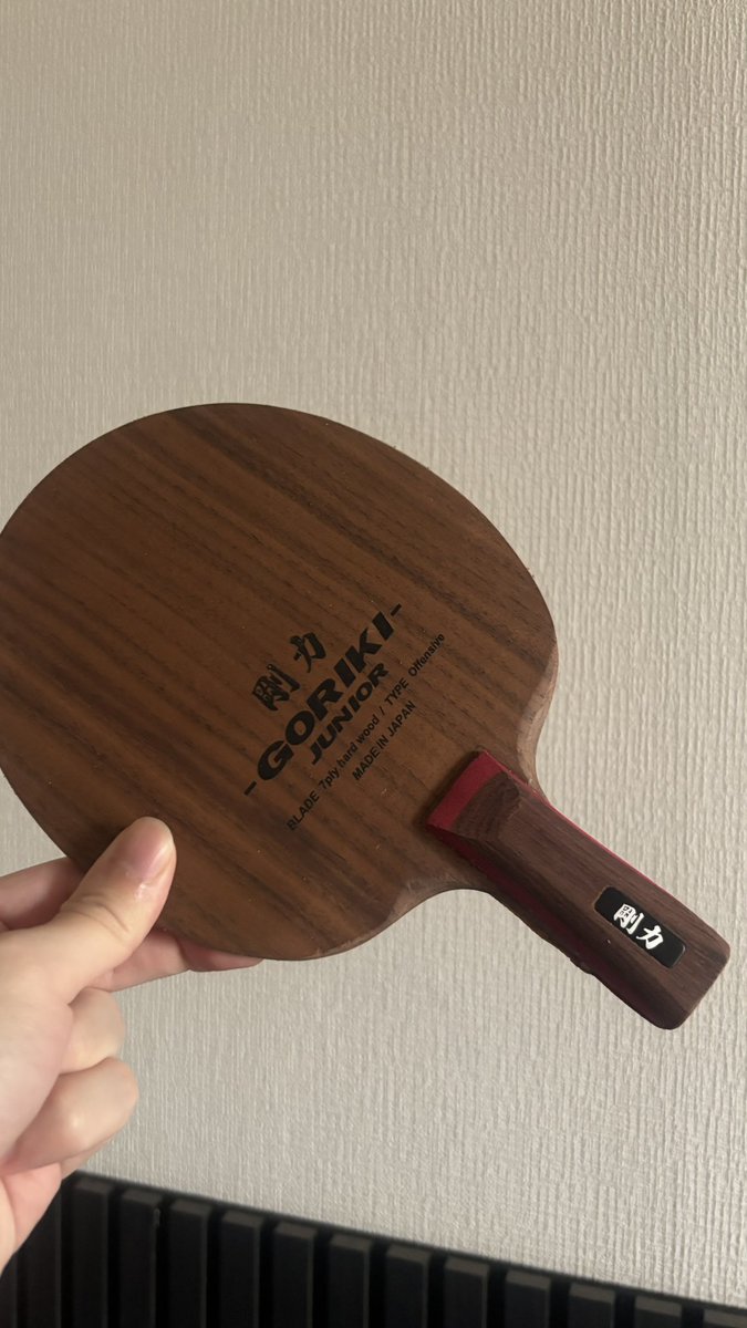 _sbkb's tweet photo. 剛力ジュニア中国式完成‼️
バック面はストレートにコルク貼ってゴリ押しで変更
細かいところはまだガタガタだけどパッと見は完成度高いんじゃないか？？？ https://t.co/01FhvaXZtG