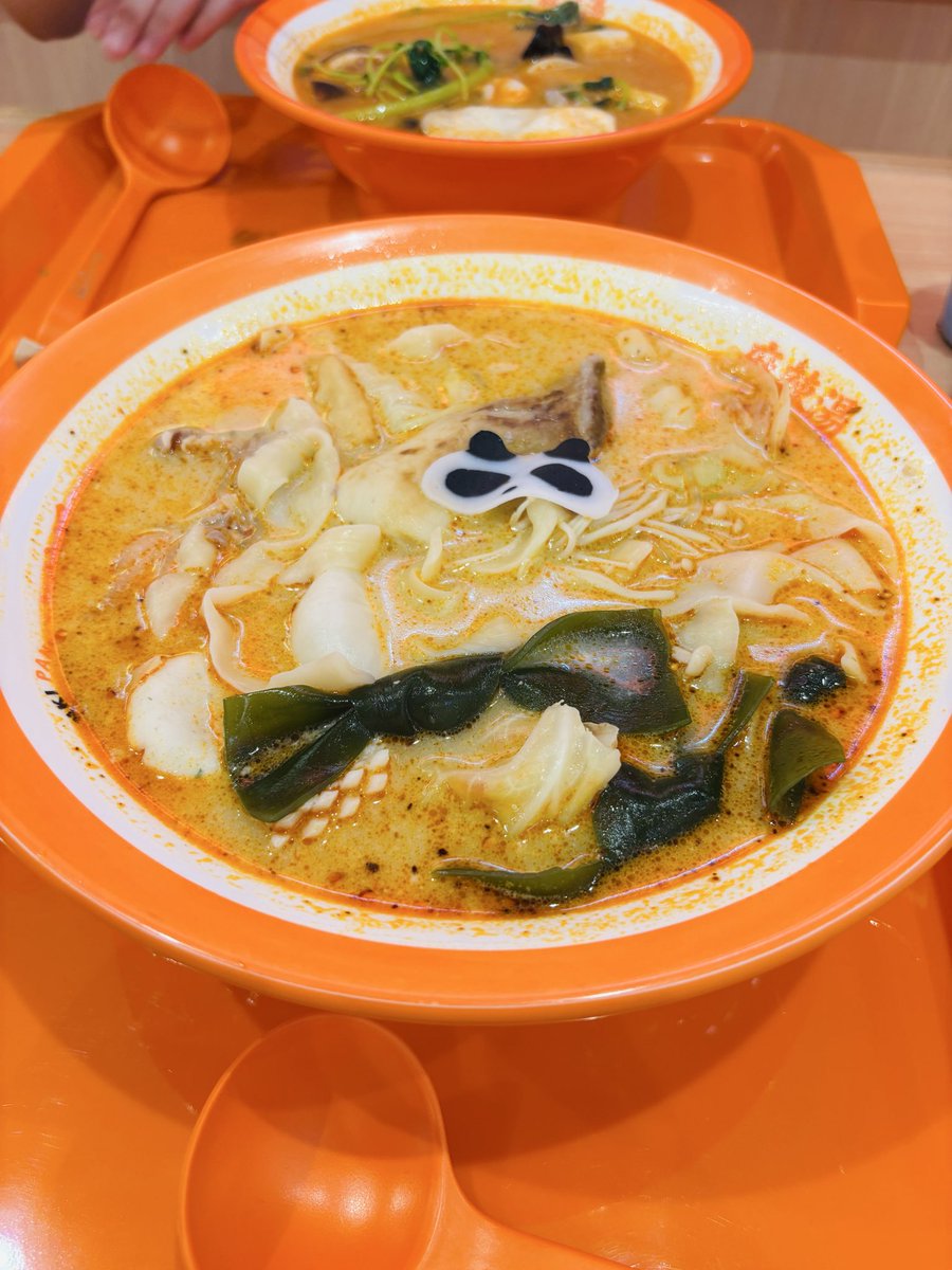 dive_yuno's tweet photo. 麻辣湯、食べに行った🍜
めっちゃ種類あっ�����った💦味は美味しかったからまた行く！
 #麻辣湯 https://t.co/drv3bitzqh