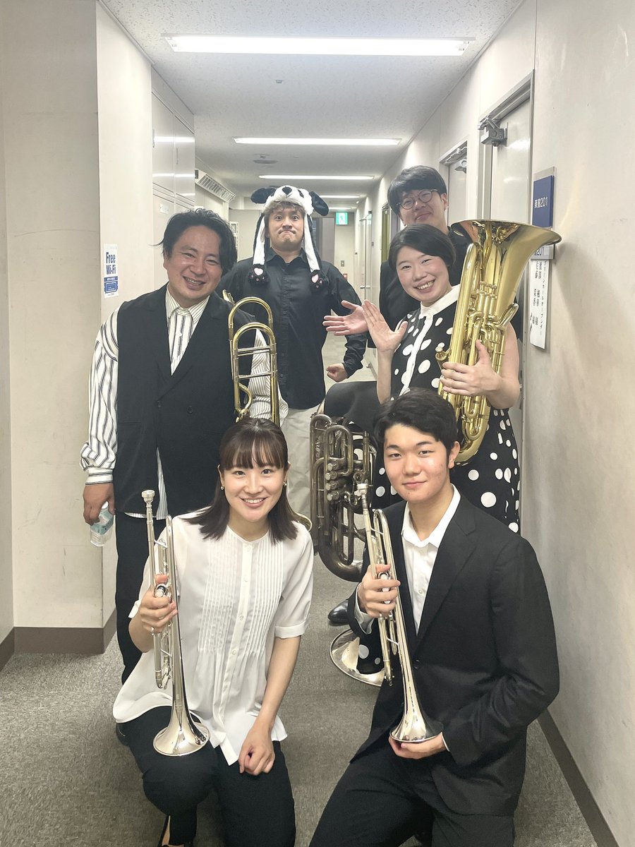 Panda_w_o's tweet photo. 調布市グリーンホールオープンデー🐼
PWO金管6重奏コンサート終演いたしました✨
0歳から入場可能❗️本番ではホースホルンによるホルン協奏曲も✨終演後の体験コーナーも大盛況でした🙌
たくさんのご来場、ありがとうございました✨🐼
#PANDAWO https://t.co/4sXpUIusdm