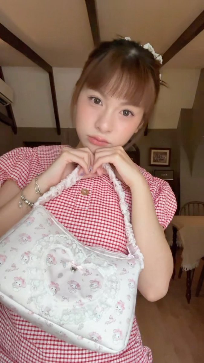 meomay__'s tweet photo. quá nhiều sự dễ thưnnn ở đâyyyyy (˵ •̀ ᴗ - ˵ ) ✧

#handmadewithlove #cutethings #kawaii #sewinglove #explore https://t.co/atsdSDX9kT