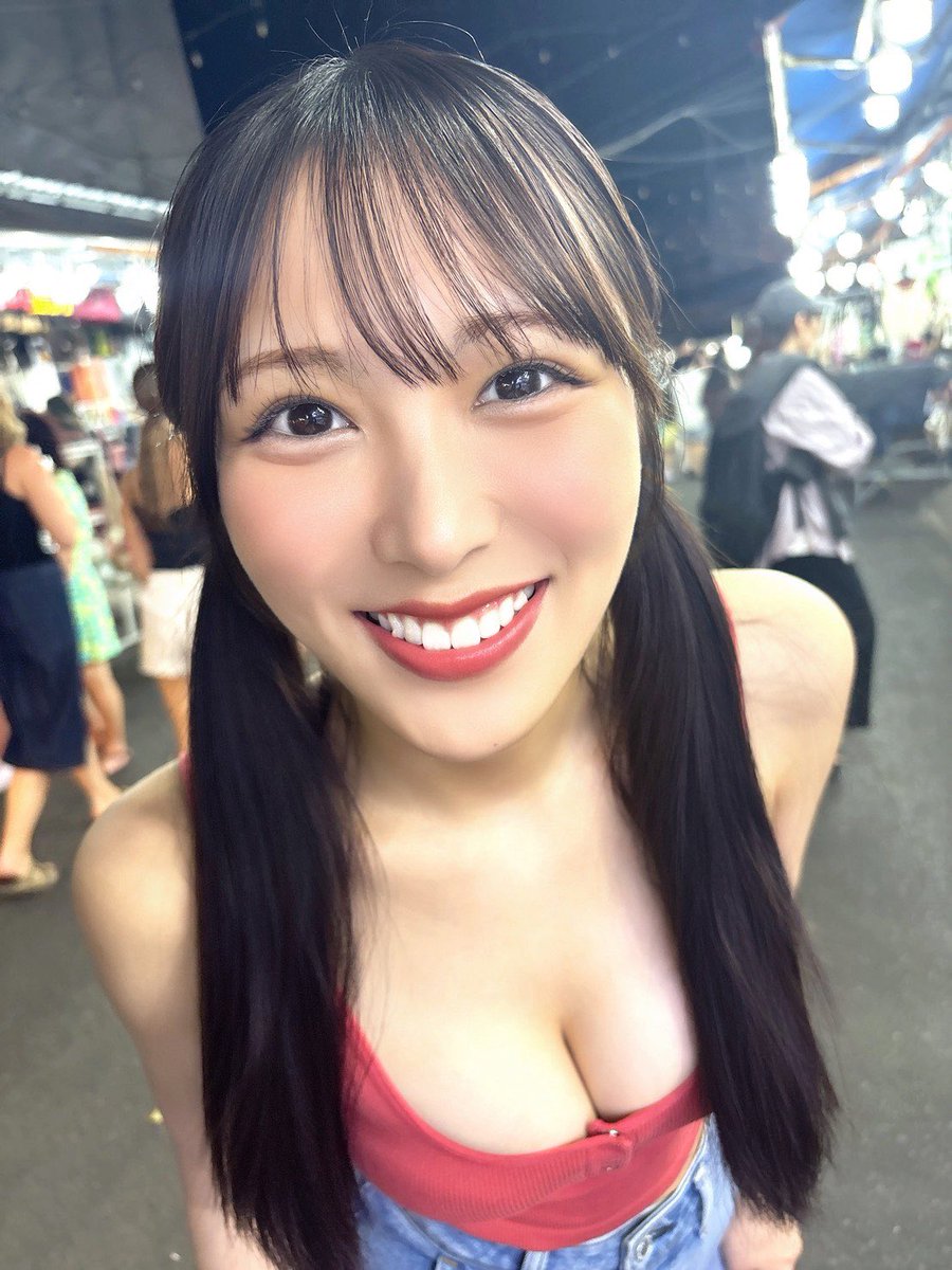 jurii_1stpb's tweet photo. ❣️9/22(火 祝)開催❣️
≒JOY #逢田珠里依 1st写真集
『夏はジュリイ』抽選お渡し会

申し込み期限が明日8/2(日)23:59までとなっています⚠️

駆け込みの方もぜひ申し込みお待ちしています☺️

詳細＆申し込みはこちら⤵️
https://t.co/seDzfnXwDY

#ニアジョイ #逢田珠里依 #夏はジュリイ https://t.co/d4VoGxwmyZ