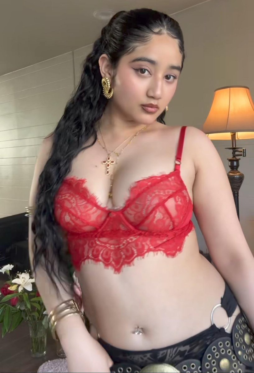 RayhanMollah10's tweet photo. Available for service 🥵 

Name- afra roy
Age - 23
From - Kolkata sector 2 
Religion- hindu 
Weight -62
Height - 5.3
Relationship - unmarried 

DM for More information and services 🧿 https://t.co/j0iUbcgkgI