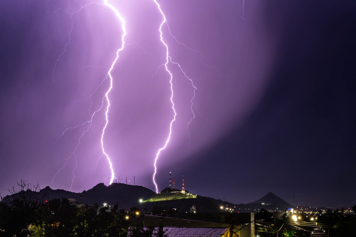 GGerardox2's tweet photo. 1 Ago 2026 Hermosillo Sonora ⚡️🌵❤️ https://t.co/AAa8SUJJBq