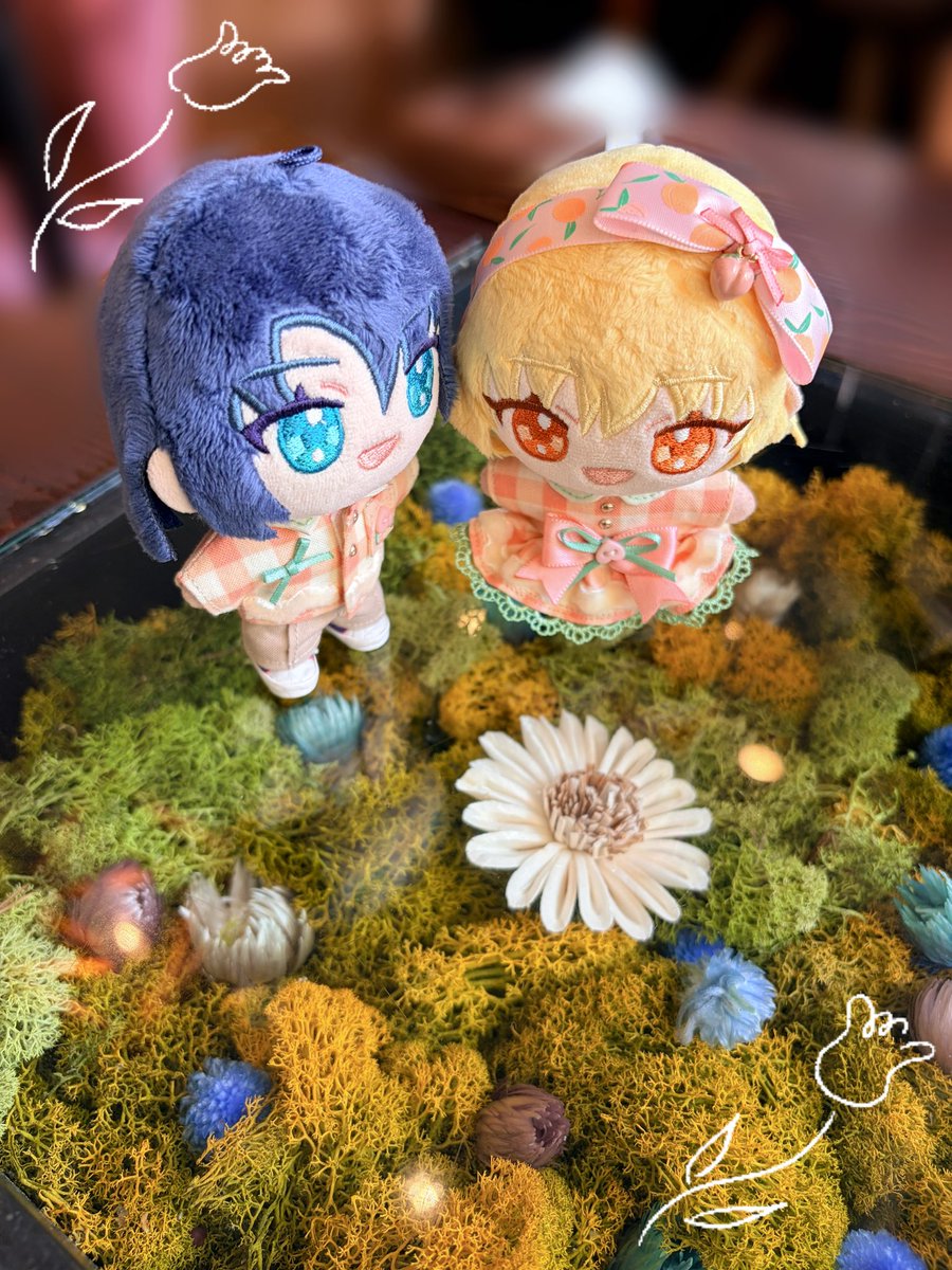 lilia_ness's tweet photo. 🍑パフェリベンジしてきた！！✨
あんま〜い😋🍑💕
テーブルの中にお花が咲いてるお店で
桃と紅茶のタルトも食べた🥧
おいしおいし🥰 https://t.co/e8T2Y6oCQ7