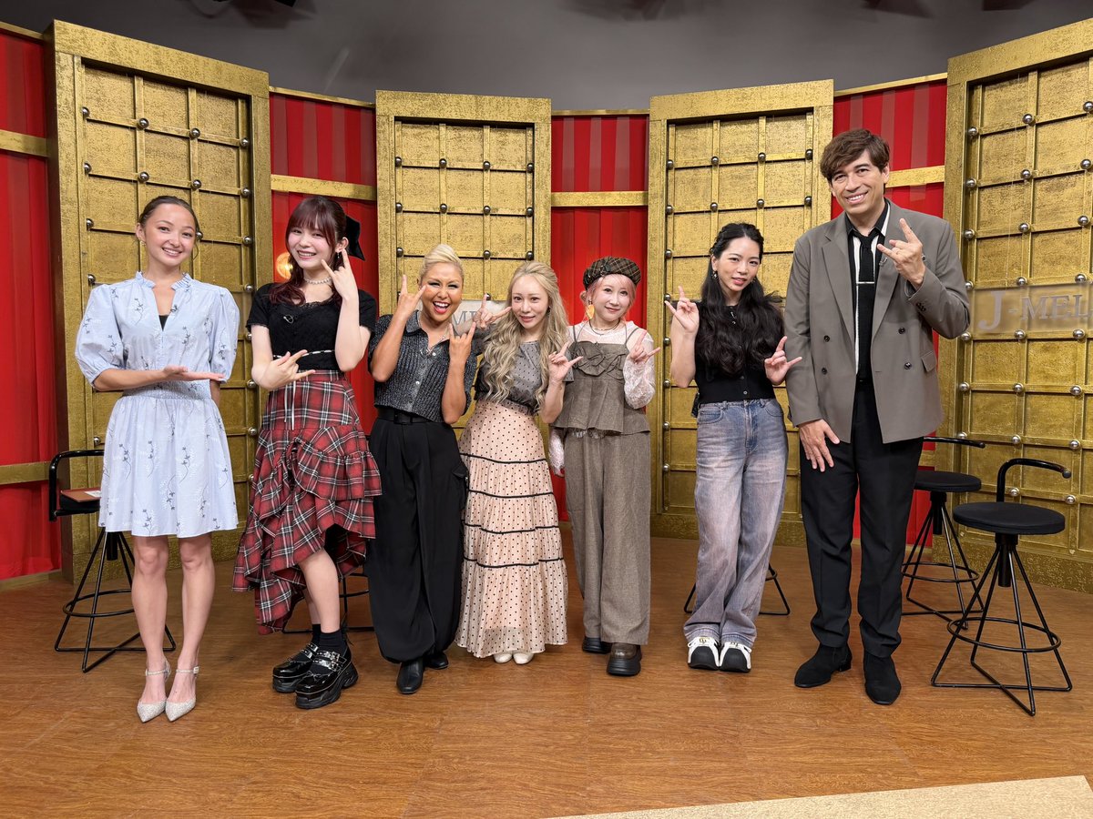 lovebites_jp's tweet photo. 【📺TV出演情報】

NHK WORLD-JAPANの番組「J-MELO」に #LOVEBITES が出演‼️司会のサッシャさん＆ケイナさんとのトークをお楽しみに❗️

8月2日(日) 11:10 / 19:10
8月3日(月) 0:10 / 6:10

生配信：https://t.co/erX7P7otzB

アーカイブ：https://t.co/dFuShdhC6x https://t.co/6Yx6iXjA0N