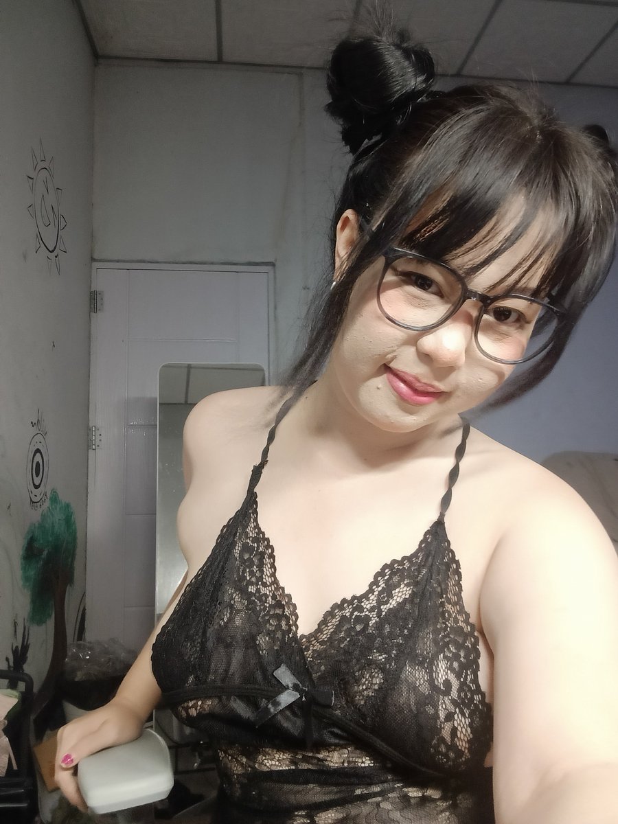 DaChi0a's tweet photo. แวะมาทักทายหม่ำๆ อย่าลืมมื้อเย็นนะคะ
แต่ถ้าของหวานต้องเป็นหนูนะ https://t.co/HVMjX13MGL