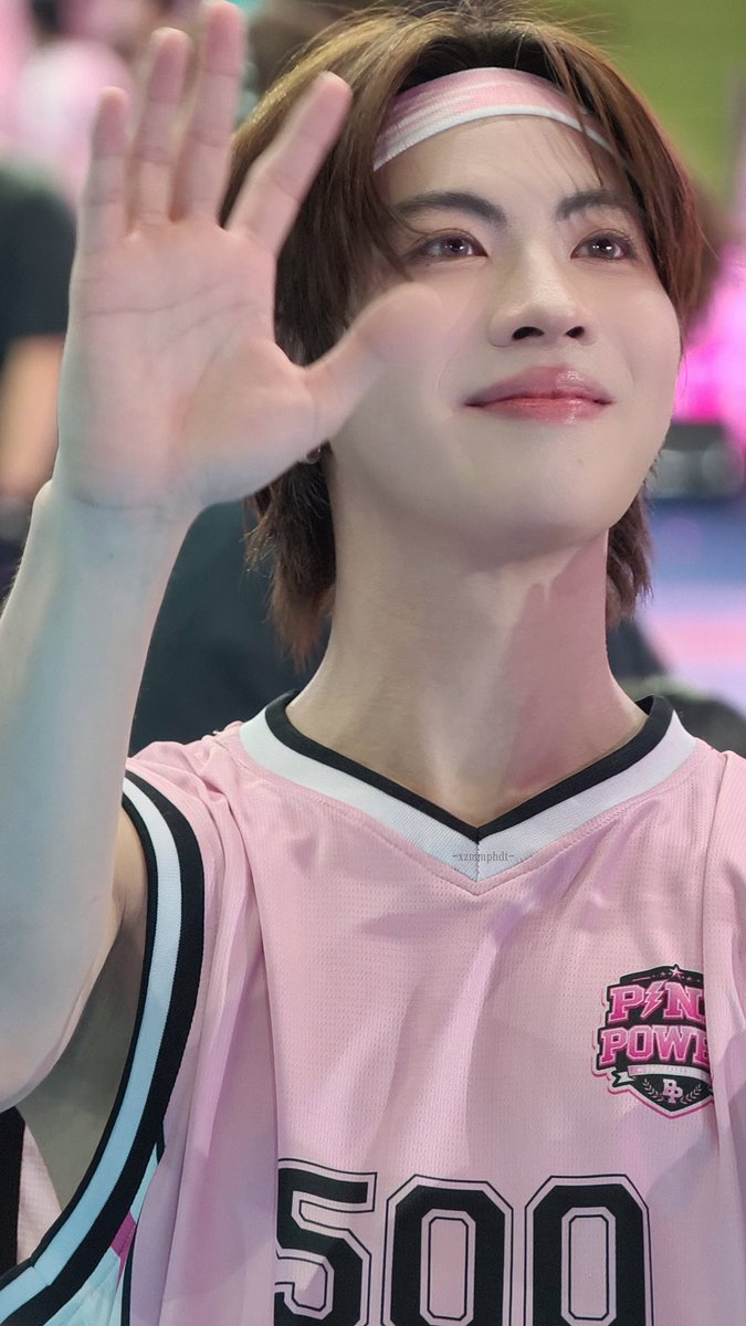 lc8lvbr's tweet photo. 生日快乐，fofo～💕

TFO DMD SPORTSDAY 26
#เติ้ลเฟิร์สวันสนามนี้มีรัก 
#DMDSportsDay2026
#tlefirstone https://t.co/HGTsZLASQV