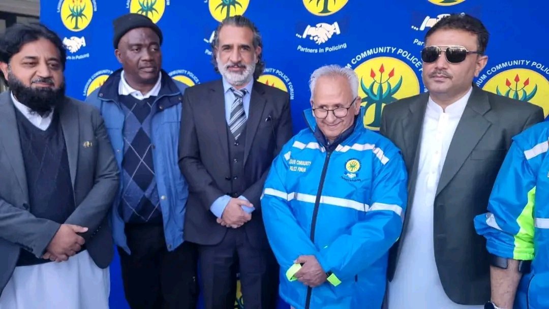 joy_zelda's tweet photo. The Minister of Police Firoz Cachalia went and met with Pakistans and Muslims to assure that they are Protected in South Africa,Yet has never met with South African citizens he threatened us a country on tv now This 4 November 2026 you cannot vote for ANC again we're in Trouble https://t.co/O8Jdi5FylJ
