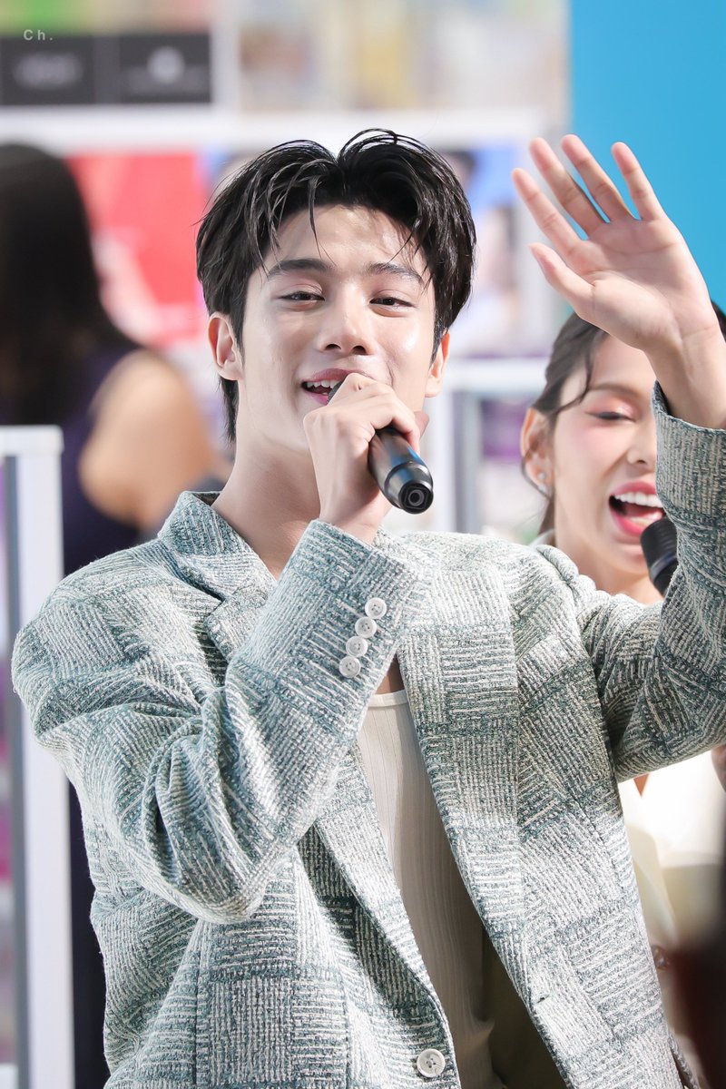 chimonoy's tweet photo. วันนี้องศาเก่งมากคับบบ @Ongsacelcius1 

ONGSA AT WATSONS NORTHVILLE

#watsonsxongsa
#ongsacelcius https://t.co/tyucR3JrjQ