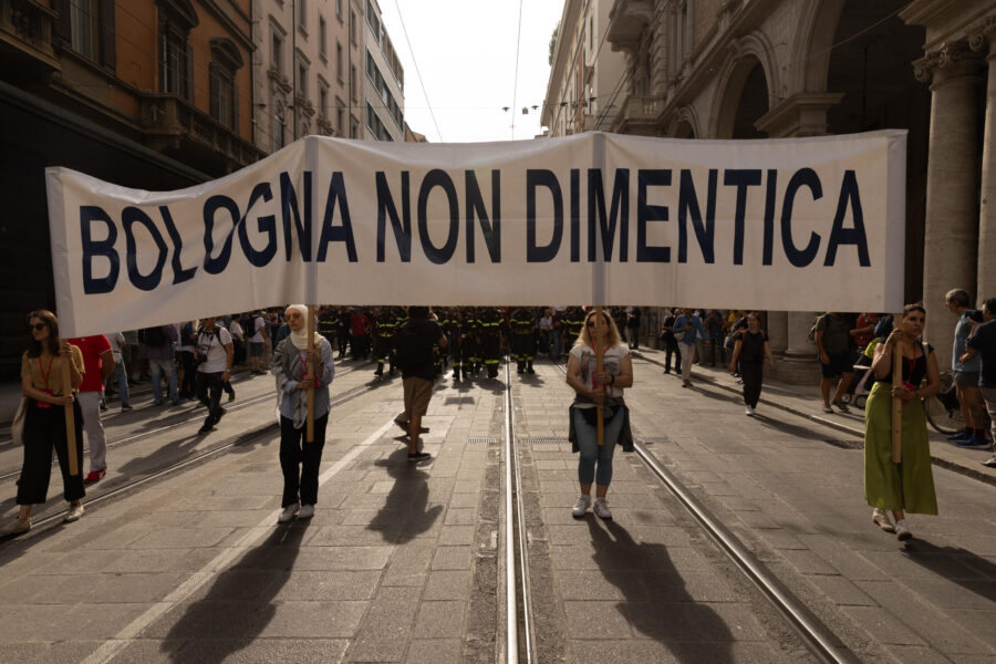BlobRai3's tweet photo. IL CIELO SOPRA BOLOGNA
Doman,i Domenica 2 agosto, alle 20 su RaiTre
speciale #Blob sulla strage alla stazione di Bologna del 2 agosto 1980 https://t.co/ePGs9nS8sm