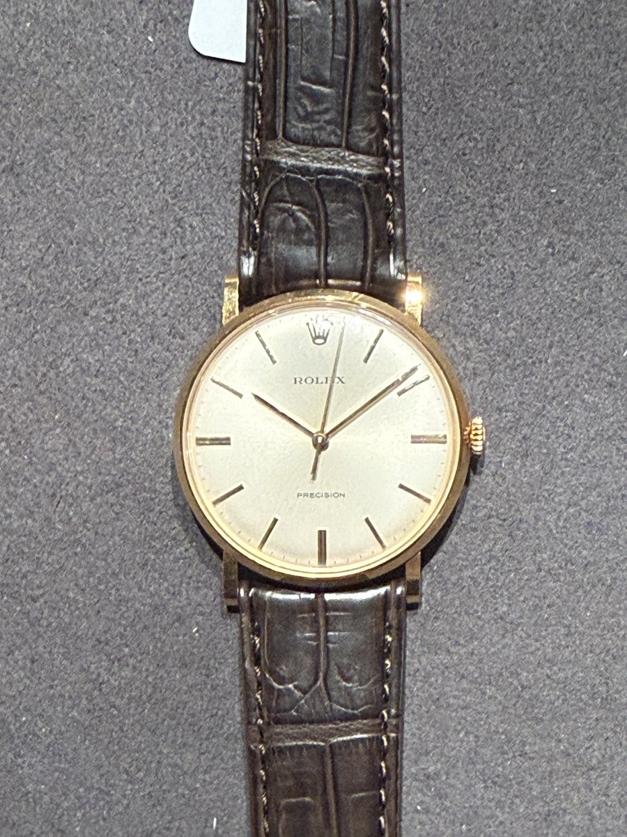 銀座ナイン店】 こんにちは😃 本日は、1965年製 ROLEX 手巻き