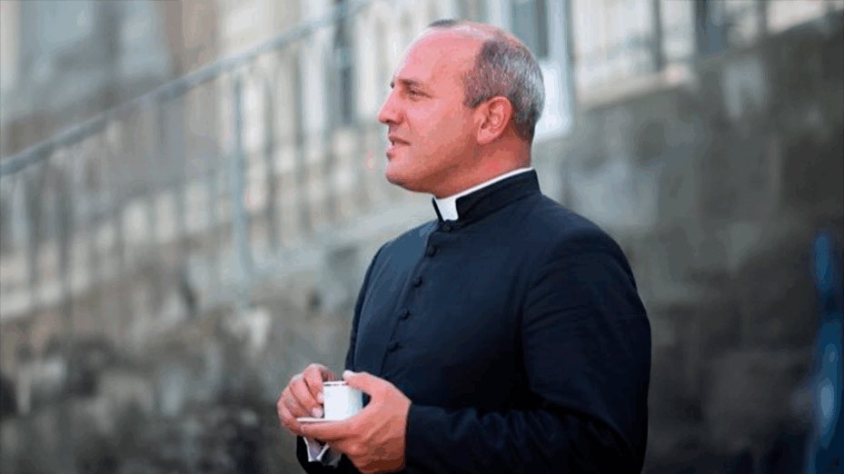 lechochretien's tweet photo. 🔴🇫🇷 𝗔𝗟𝗘𝗥𝗧𝗘 𝗜𝗡𝗙𝗢 — Après la suspension des comptes X de la Marche pour la Vie, de Notre-Dame de Chrétienté et d'Academia Christiana, celui de l'abbé Matthieu Raffray est à son tour SUSPENDU. https://t.co/cay8ZEDrfq