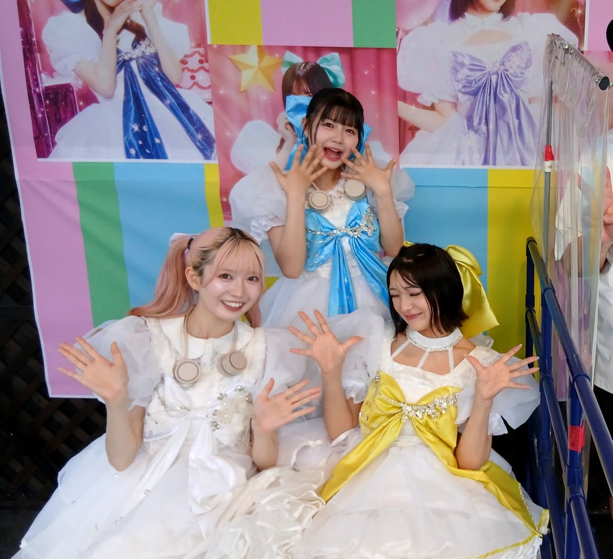 raremetaaaaal's tweet photo. スタダDD  いぎなり東北産
仙台リリイベ 2部 グルショA

れあ「笑いのツボじゃん！」
３人「そうなのー‼️」
📸
れあ「今じゃもう誰も知らないよね w」
わか「今日２人目！」

まぁまぁ居る(笑)

#いぎなり東北産 https://t.co/LIqgziionb