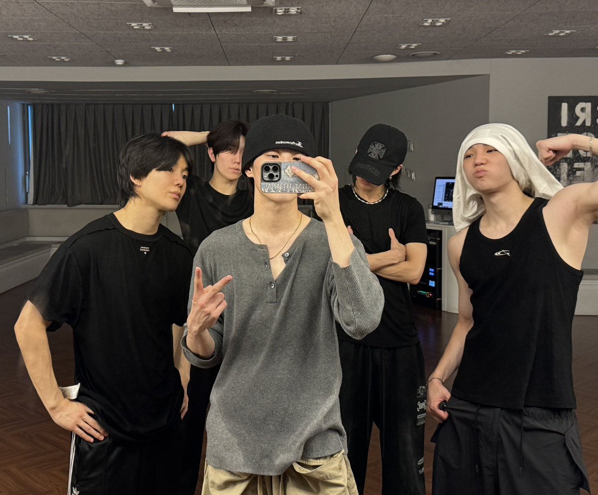 TNX_twt tweet picture