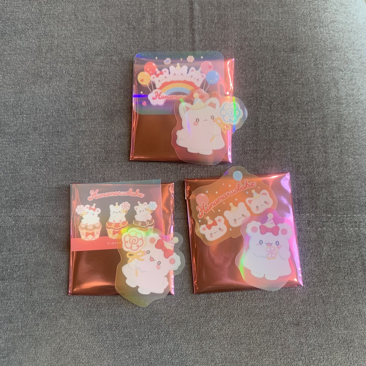 _uzysoo's tweet photo. はなまるおばけ キディランド
ホログラム クリアステッカー 交換

【譲】画像① まるん ここまる

【求】画像② ⭕️ まるまる

郵送にて交換希望
お気軽にお声がけください🙇🏻‍♀️ https://t.co/SU3GOVmGCt