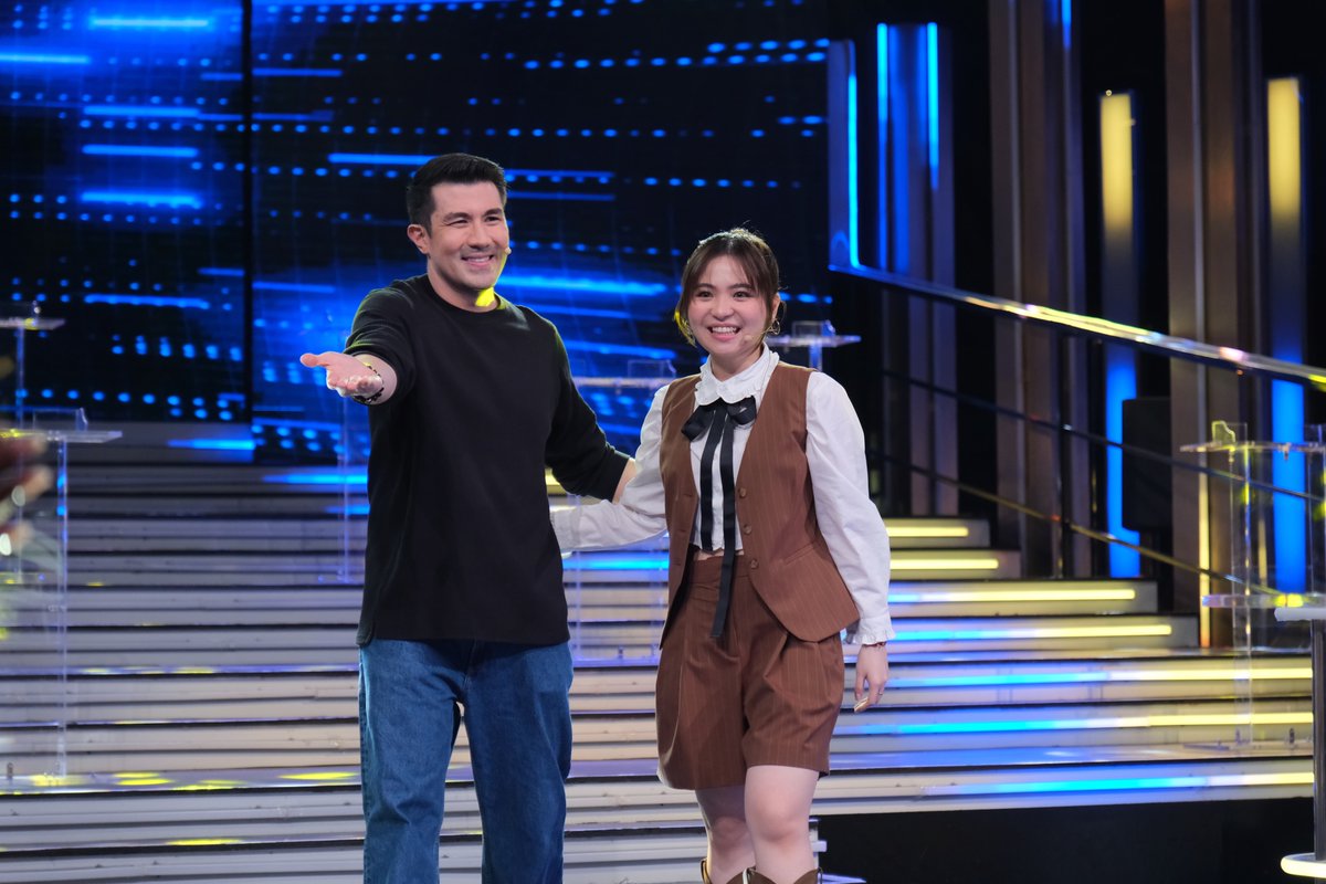 Kapamilya_DOND's tweet photo. Nag "No Deal" at nanindigan si Sharlene San Pedro sa kanyang briefcase #11 kaya naman nakapag-uwi siya ng ₱ 50,000 sa #KapamilyaDealOrNoDeal! Congratulations! #KDONDSharlene 💼☎️ https://t.co/lnkLpUxEIw