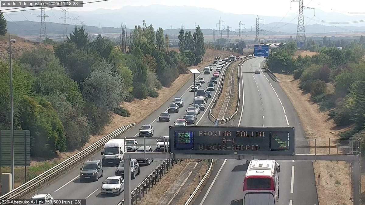 trafikoaEJGV's tweet photo. 🟠3 Km-tako #Autopilaketak #A1 352 Km #Gasteiz-en Madrilgo norantzan.

🟠3 Km de retención en #A1 Pk 352 #VitoriaGasteiz sentido Madrid.

☎️011

#Trafikoa ☀️#Uda26 https://t.co/odzV5MDJwN