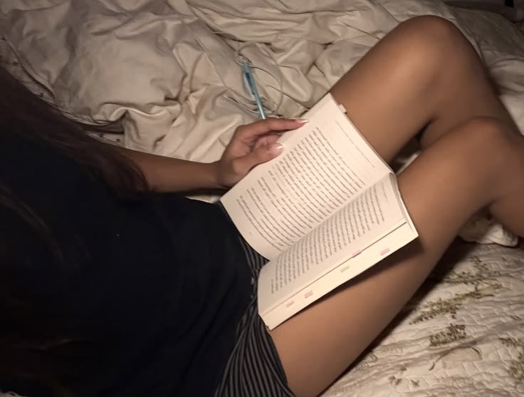 ediesasleep's tweet photo. — ᨳଓ . august accountability thread

= goals:
~ dont have a scale (💀) going by progress photos. js wanna see a difference and feel more comfy in my body <3 https://t.co/3Z96gjfzbW